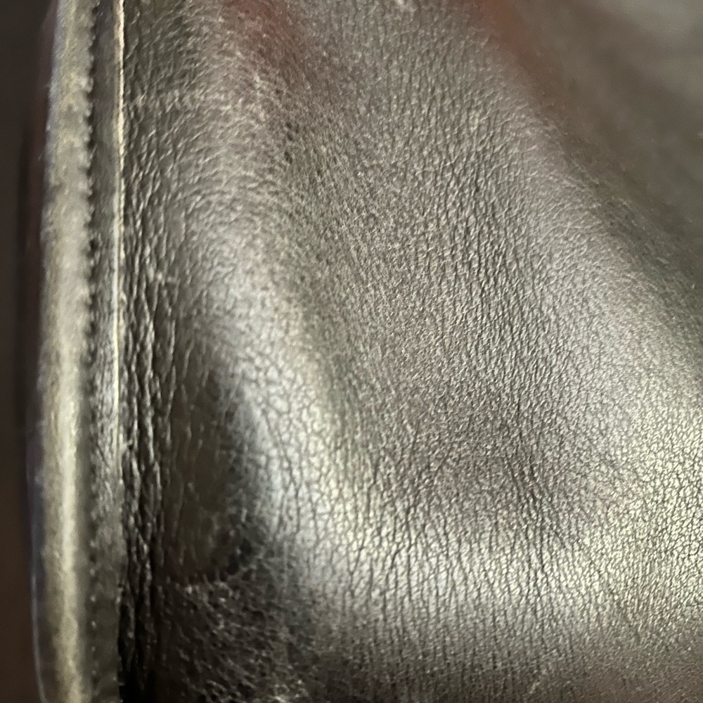 Coach Black Leather Shoulder Bag with Brass Details smoking home - Picture 7 of 12